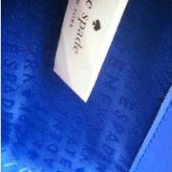 Kate Spade - island deep blue trifold purse - Picture 7 of 7